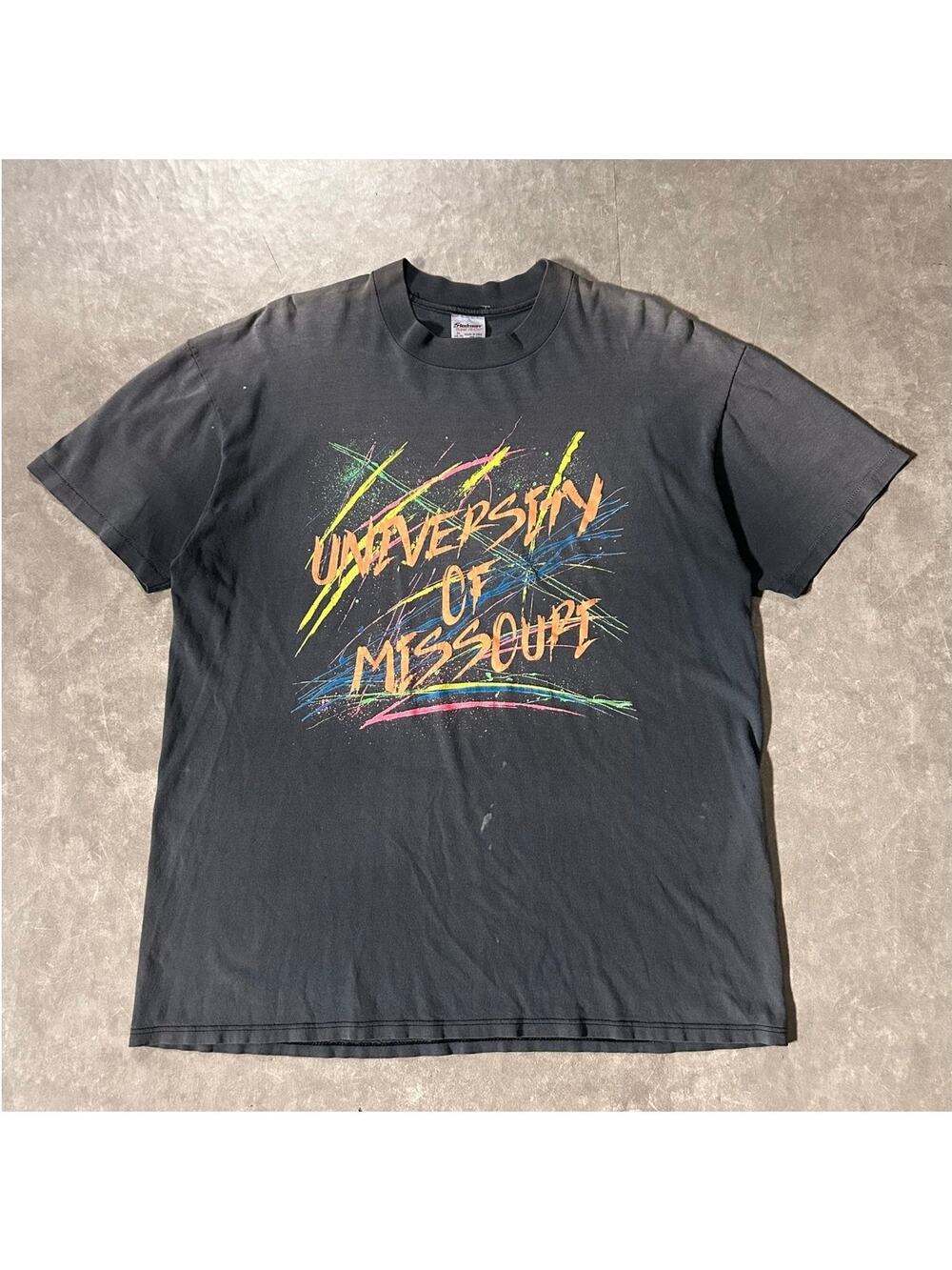 90's Vintage Mizzou Tigers Paint Splatter Faded Black T-Shirt -XL